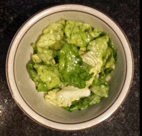 Kopfsalat mit Zitronendressing